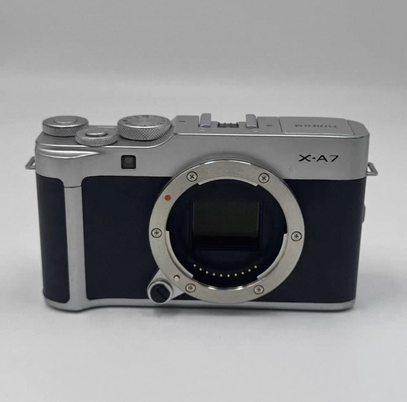 Fujifilm X-A7 Mirrorless Digital Camera SD Card Charger Body only
