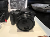 Panasonic Lumix  FZ20 5.0mp - INCLUDES BATTERIES, CHARGER AND CAMERA CASE