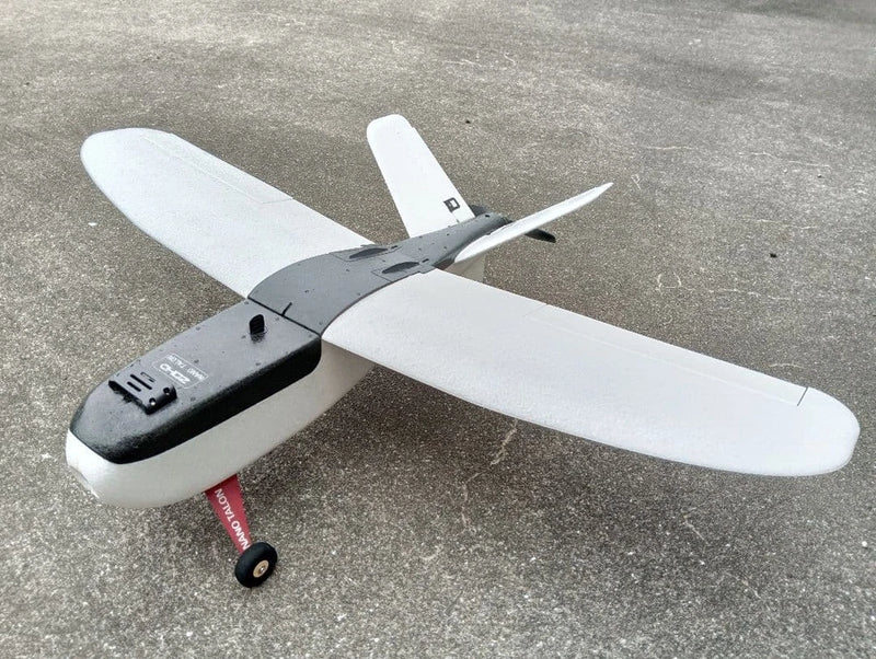 Mini delta-wing RC FPV plane kit, white foam body with black nose and prop