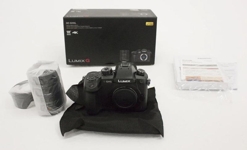 Panasonic Lumix GH5 with 12-60mm F2.8-4 LEICA DG Vario-Elmarit lens promo
