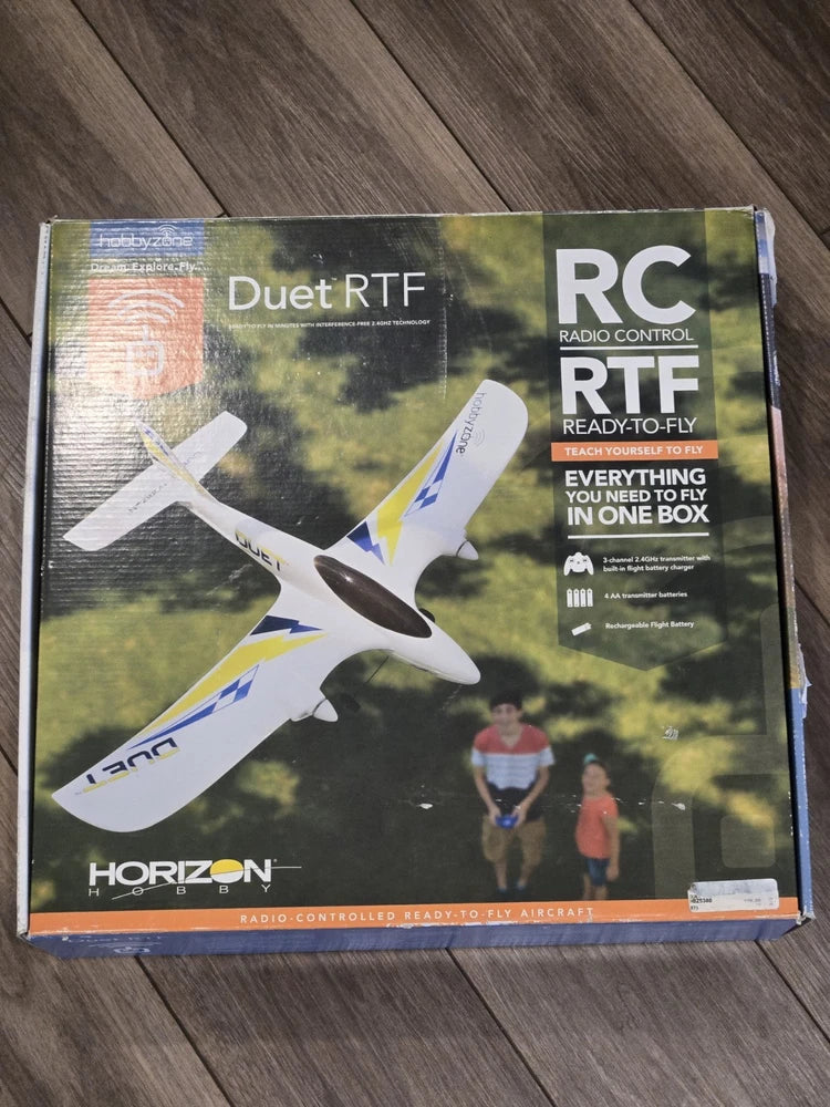 HobbyZone Duet RTF electric RC trainer airplane retail box with plane illustration