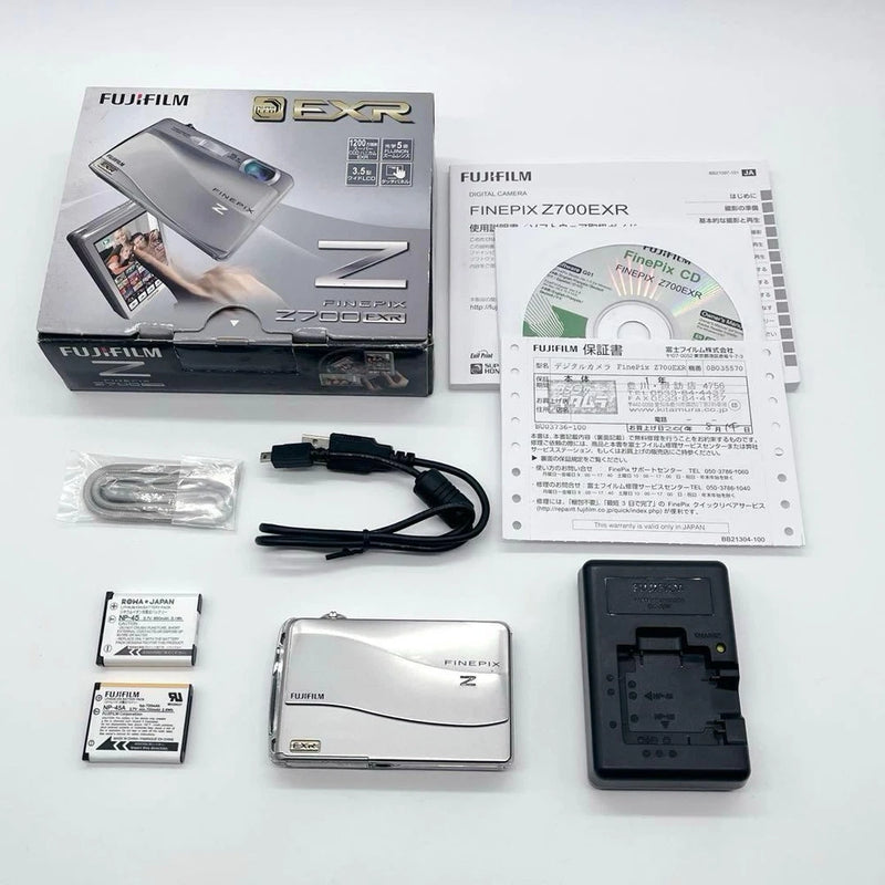 FUJIFILM FinePix Z700EXR Compact Digital Camera Silver Japan