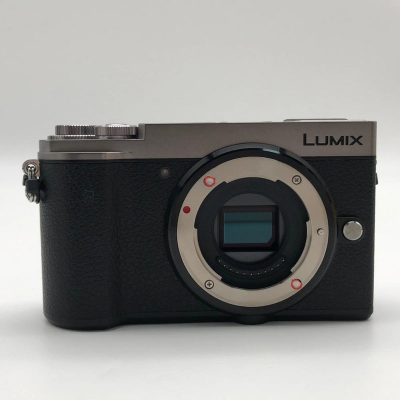 Panasonic Lumix DC-GX9 20.3MP Mirrorless Camera Black Body+Accessories