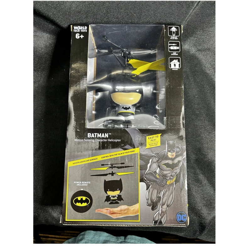 World Tech Toys Batman Motion Sensing Micro RC Helicopter 2-Channel Electric