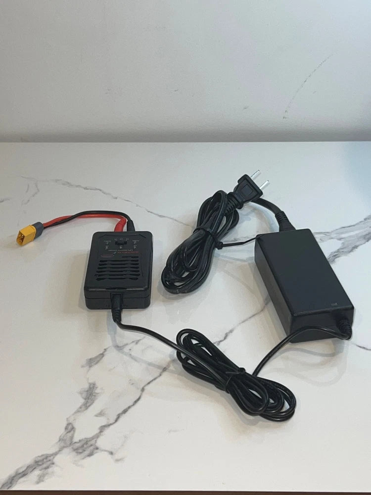 Dynam Supermate 4 balance charger designed for 2S-4S LiPo battery packs Battery
