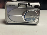 Fujifilm FinePix A205 2.0MP Digital Camera ¨C Tested Works Nice Shape