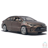 1:33 Toyota Corolla Hybrid Model Car Diecast Toy Vehicle Collection Gift Gold