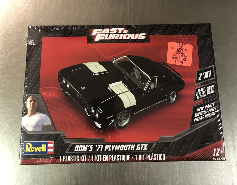 Sealed model kit box for 1/24 '71 Plymouth GTX car, black with white racing stripes