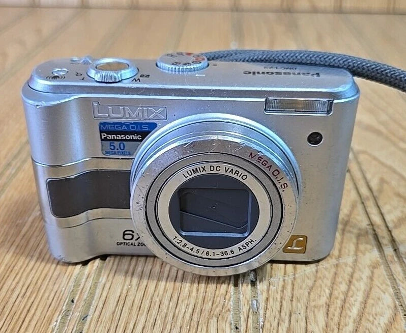 Panasonic Lumix Vario DMC-LZ3 Digital Camera 5.0 MP / TESTED & WORKING