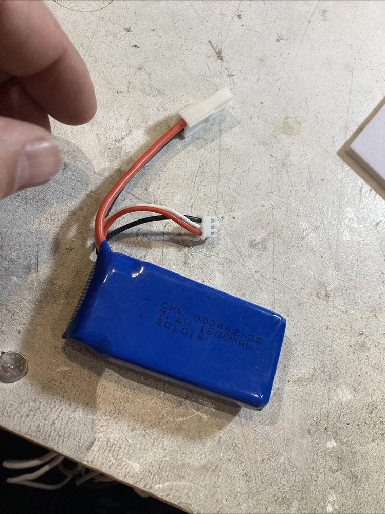 7.4V 1500mAh Battery;( Lipo )with small Tamiya Plug by Redcat Racing 12225TA