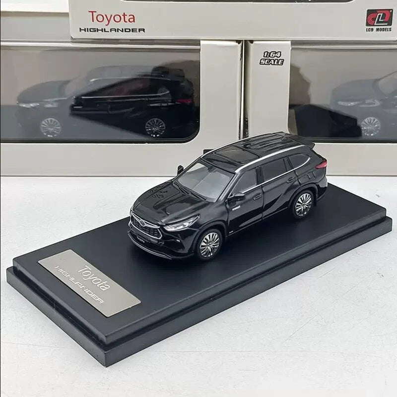 LCD 1/64 Toyota HighLander 2022 Diecast City SUV Model Car Toys Gifts Display