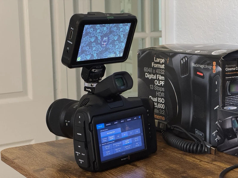 Blackmagic Cinema Camera 6K Full Frame, EVF, Lumix S 35mm 1.8, 50mm 1.8 + Atomos