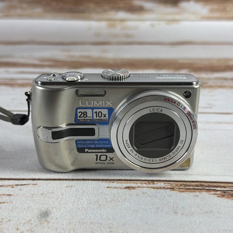 Panasonic Lumix TZ3 10x Zoom Leica Lens Camera Silver NOT WORKING Parts Only