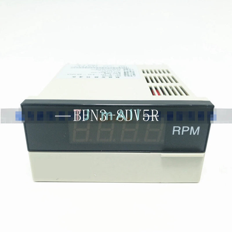 0-10V input Digital display frequency converter tachometer