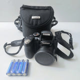 Fujifilm FinePix S2500HD 12.2MP ¨C 18x Zoom W Case 4GB Card New Batteries TESTED