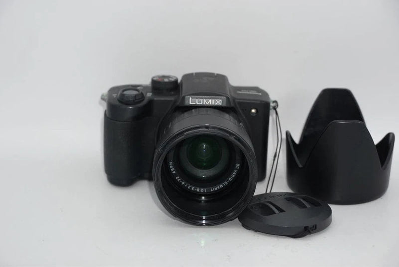 Panasonic LUMIX DMC-FZ5 Digital Camera Tested Excellent Condition Accessories