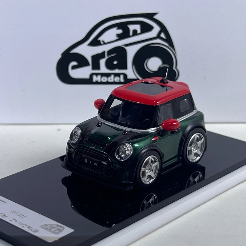 1/64 Era Q Car Mini Cooper JCW Green 2023 Limited 300 pcs