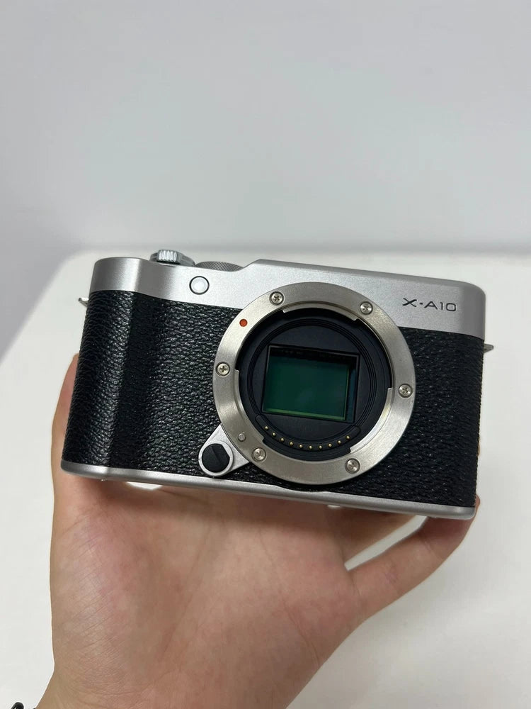 Fujifilm X - A10 16.3MP, Advanced Scene Recognition, Ideal for Beginners