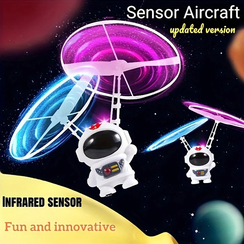Kids astronaut infrared sensor flying toy with purple levitating disc and astronaut figures