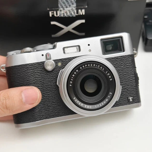 Fujifilm X100T 16.3MP Silver Compact Digital Cam FX - X100T High - Res Photos A