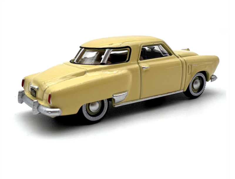 New 1/87 HO Scale Alloy Coupe Vintage Car Model Train Scene Miniature Collection