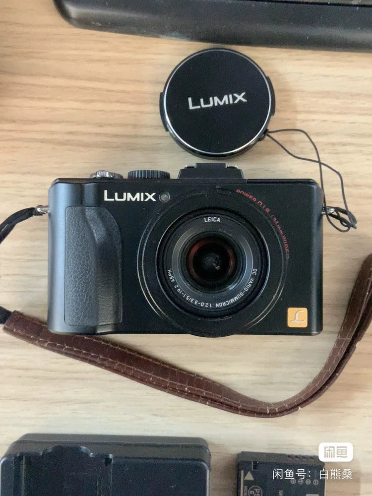 Panasonic LUMIX DMC-LX5 Black Digital Camera English 3.8x 10.1MP Optical Zoom