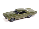 1971 Plymouth Sport Fury GT - Green 1:64 Scale Model - Auto World AWSP211A