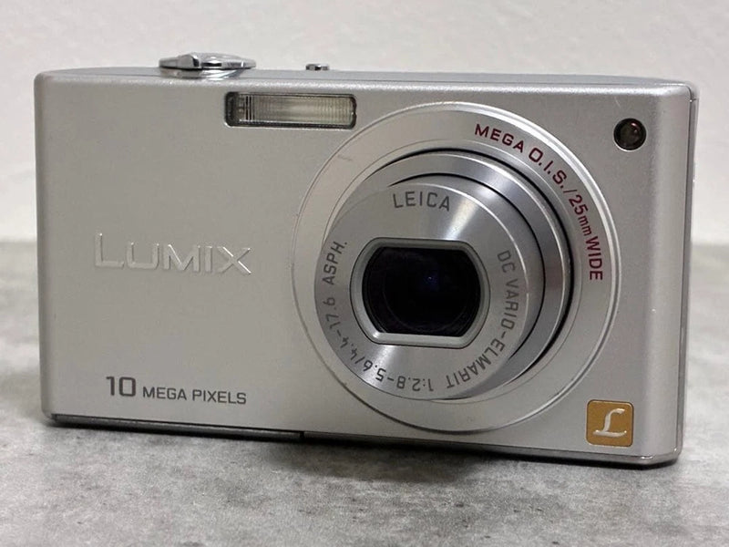 Fully Functional Panasonic LUMIX DMC-FX35