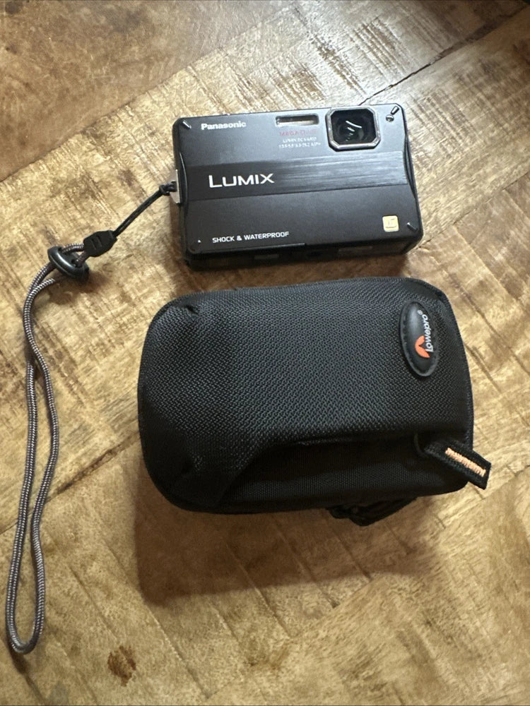Panasonic LUMIX DMC-TS10 14.1MP Digital Camera Shock/Waterproof Untested