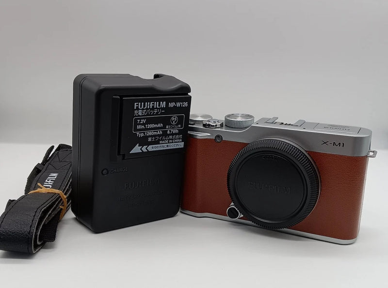 Fujifilm X-M1 16.3MP Brown Digital Camera - With Charger used