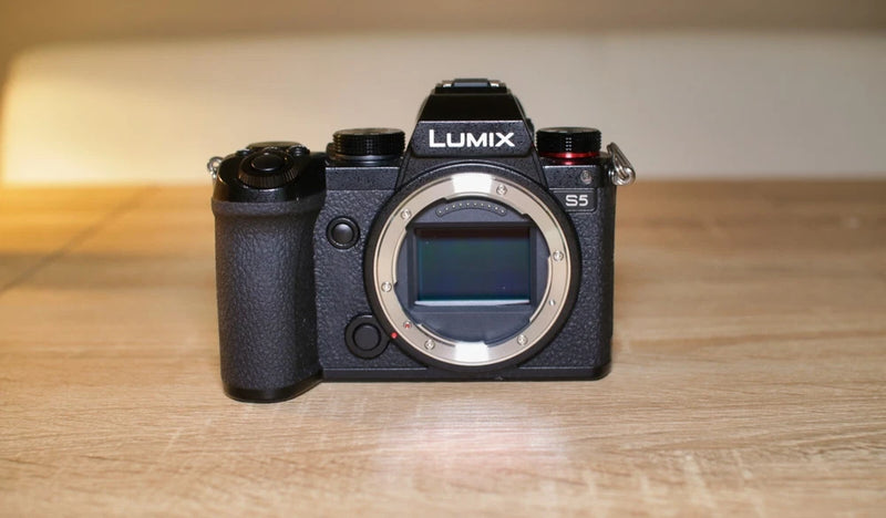 Panasonic LUMIX S5 24.2MP Mirrorless Camera (Body Only) Black - Mint Condition