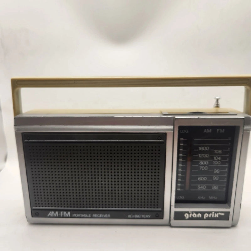 Gran Prix Model 234 Vintage AM FM Portable Radio Receiver Silver Tan AC Battery Battery