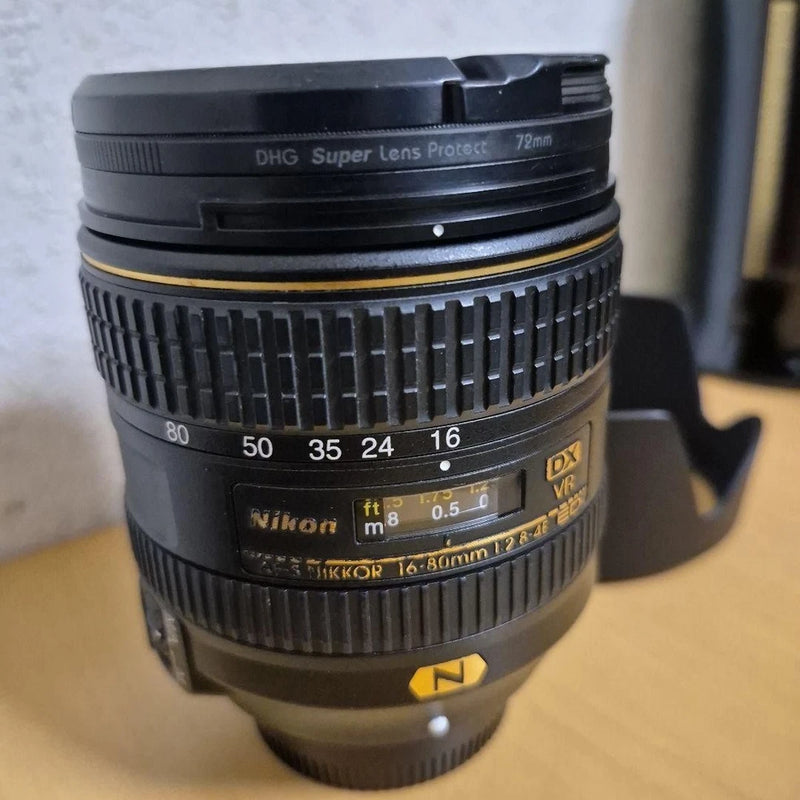 Nikon AF-S 16-80mm zoom lens with VR markings and textured focus ring