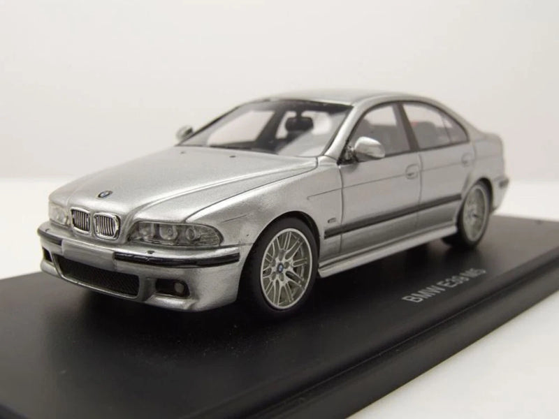 Neo Scale Models BMW M5 E39 Silver 2002 1:43 Resin LHD Diecast Car