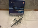 Hobby Master HA9103 1:144 B-24 Liberator PB4Y-1 Natal Brazil 1943 VPB-107