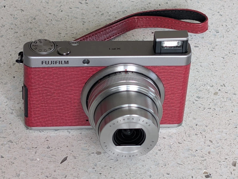 Fujifilm XF1 Digital Compact Camera, Red + charger, spare battery, case, sd card