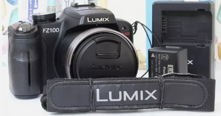 Japanese Language Panasonic Lumix DMC-FZ100-Excellent Condition
