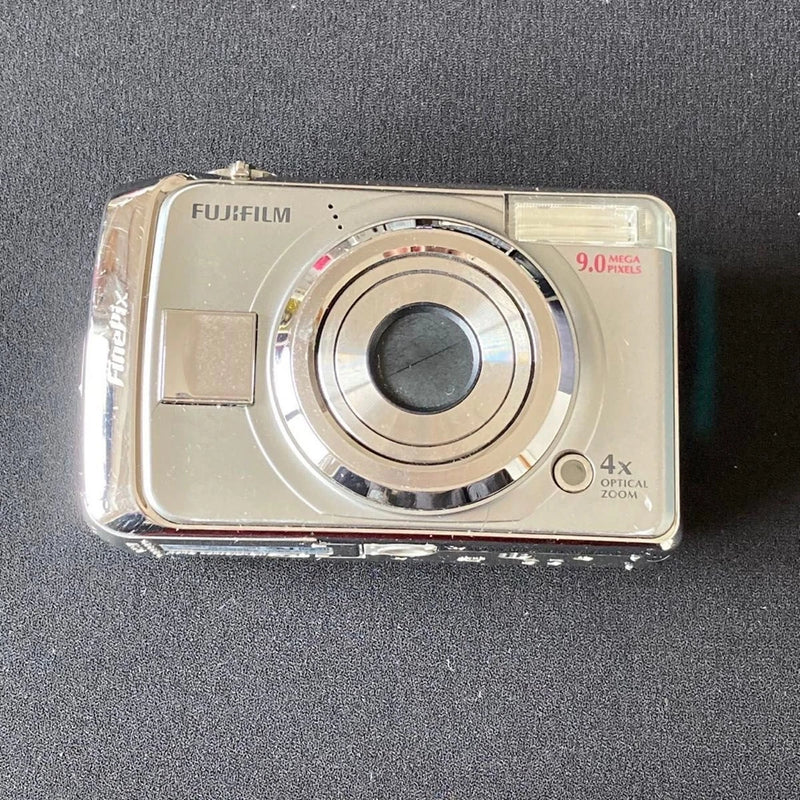 Fujifilm FinePix A900 Compact Digital Camera CCD Sensor From Japan