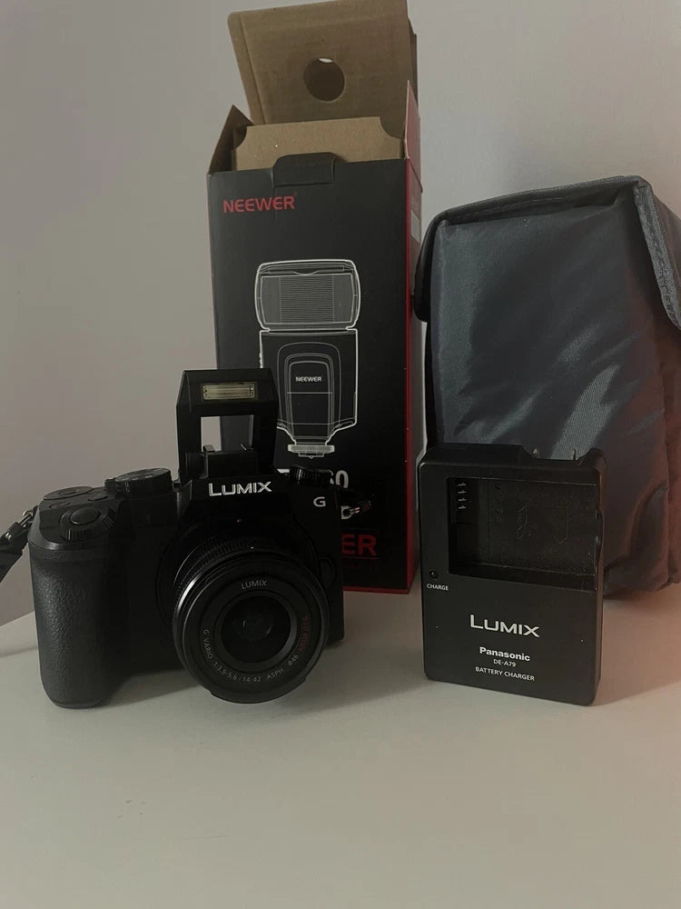 Panasonic Lumix G7 Mirrorless Camera with 14-42mm Lens (Black)
