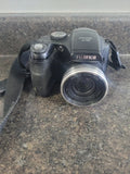Fujifilm FinePix S700 Digital Camera 7.1 MP 10x Optical Zoom Read**