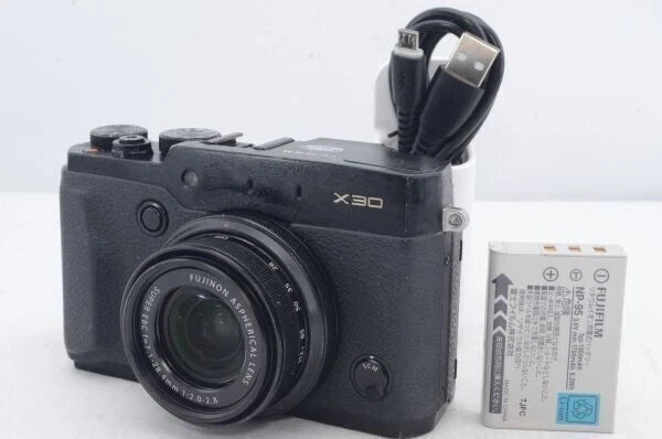 FUJIFILM Fujifilm X30 Black FX-X30 B 12MP Optical Zoom 4x Compact Digital
