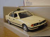 SCHABAK BMW 535I 5 SERIES E34 TAXI CAR MODEL 1611T 1:24
