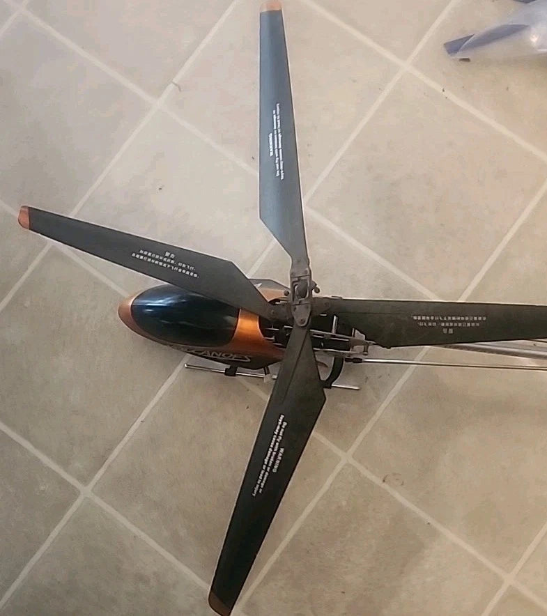 RC Helicopter  Hi-Speed  VOLITATION Metal Frame Need Tlc 2 Feet Long Dual Motors