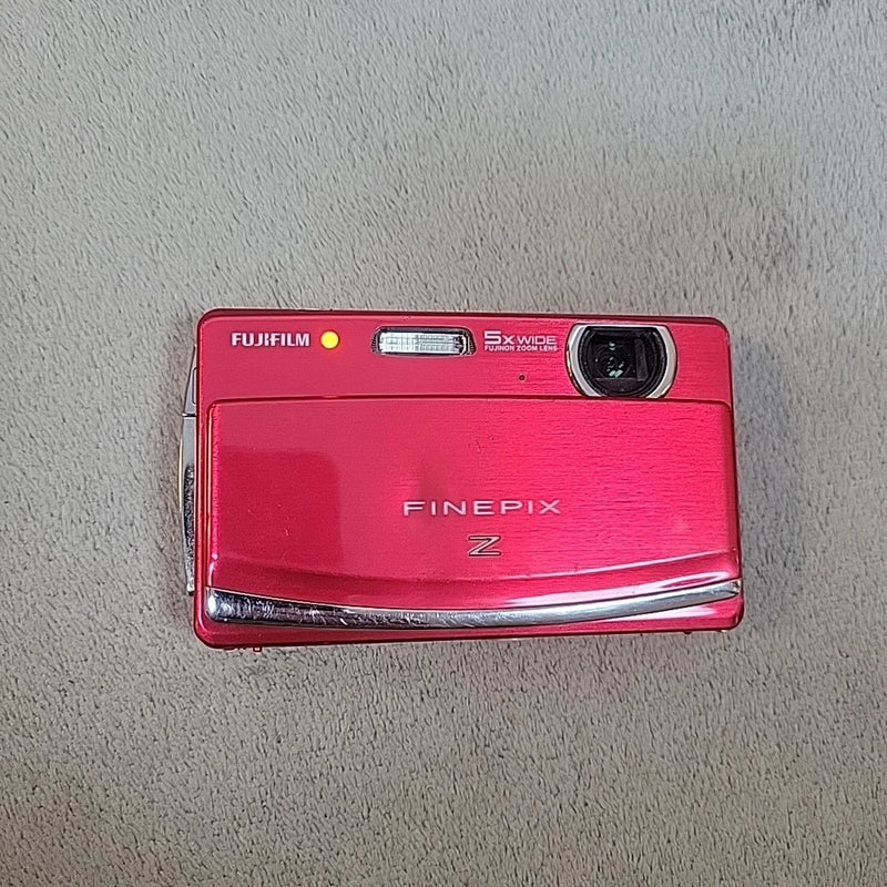 Fujifilm FinePix Z85WM 14.2MP Red, For Parts - Missing Capture Button - Turns On