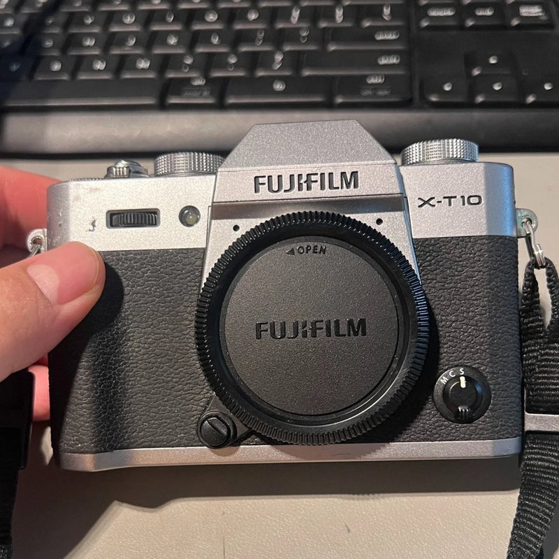 Fujifilm X-T10 16.3MP APS-C Digital Mirrorless Camera (Body Only) 16.3MP Black
