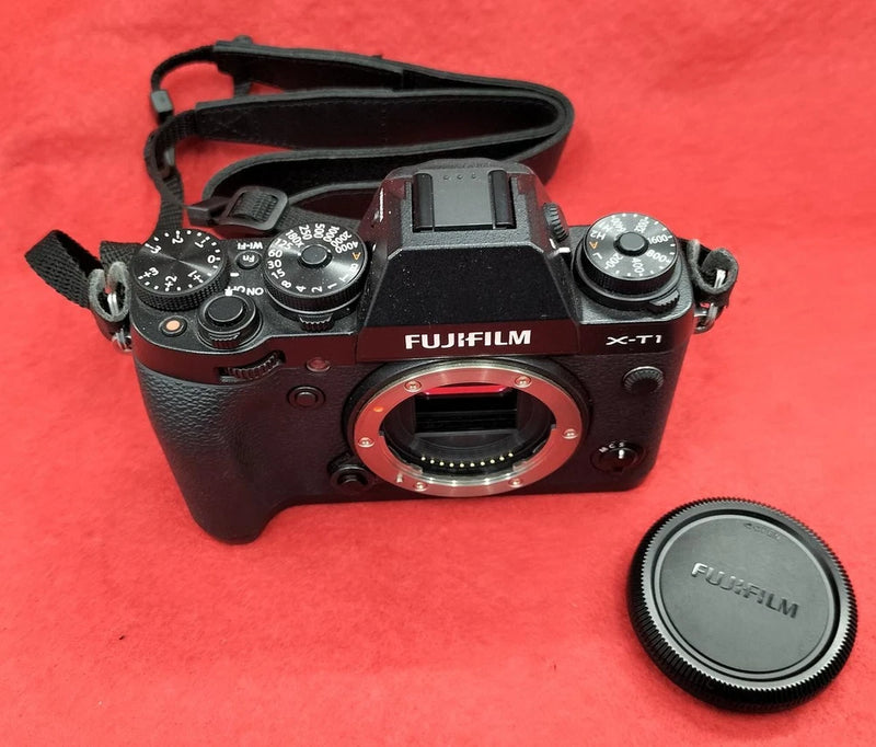 Fujifilm X-T1 Mirrorless Camera Body 16.3MP APS-C White Used