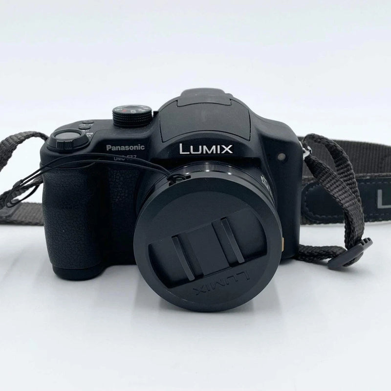 Broken Panasonic Lumix DMC-FZ7 DMC-FZ7 6.0MP Digital Camera