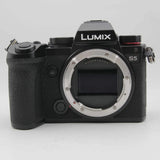 * OPEN BOX EXCELLENT * Panasonic Lumix DC-S5 Mirrorless Digital Camera with 20-6