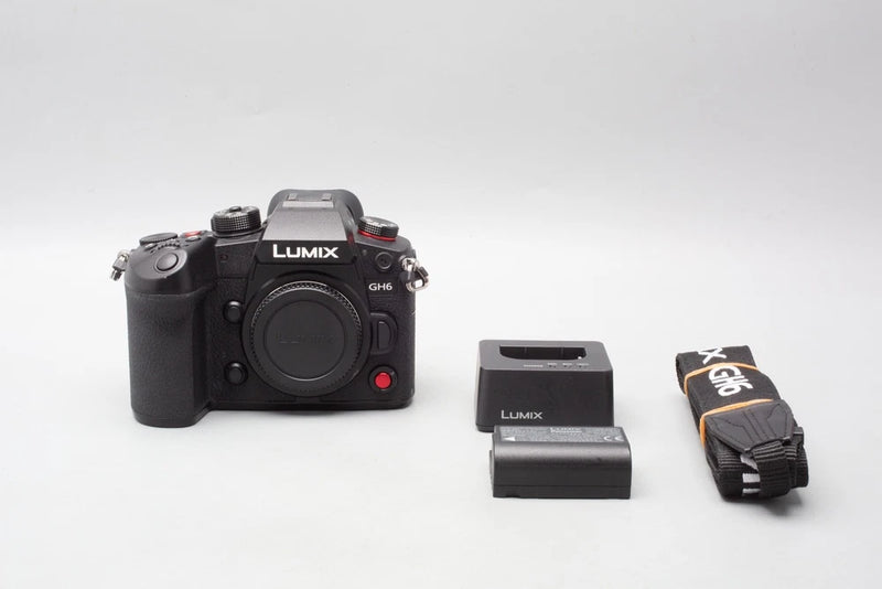 Panasonic LUMIX GH6 Mirrorless  Digital Camera