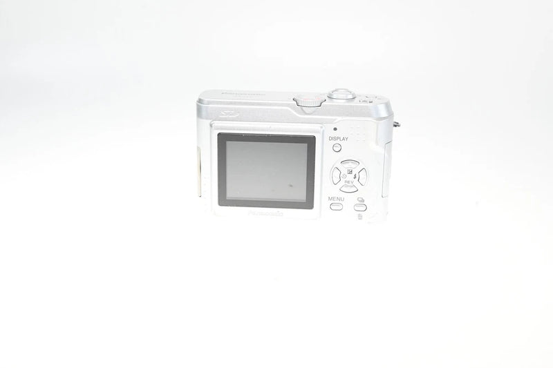 Panasonic Lumix DMC-LZ2 5MP Digital Camera w/6x Zoom #G721
